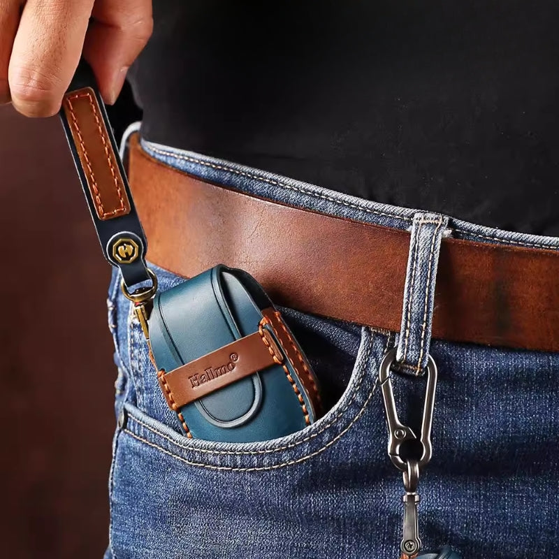 Cargue la imagen en el visor de la galería, Luxury Genuine Leather Car Key Fob Case Cover for Maserati Levante, MC20, Ghibli, Quattroporte 2014-2022 – Shockproof, Handcrafted & Gift-Ready - Polar Tech Australia