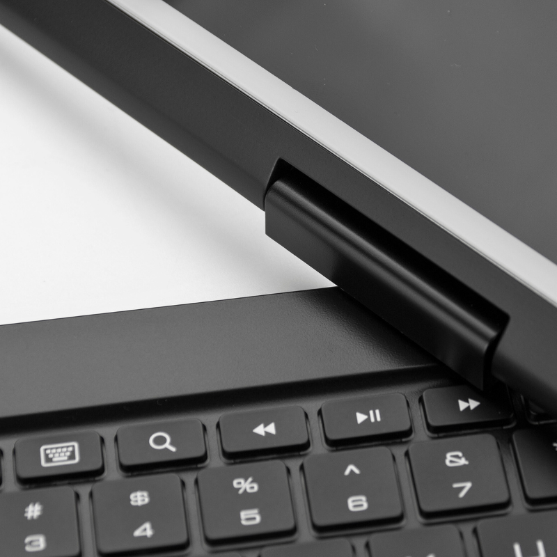 Chargez l&#39;image dans la visionneuse de la galerie, 360 Degree Rotating Wireless Touchpad Keyboard Cover Case for iPad 10“/11” 10/11th Gen 2022/2025 - KIBO
