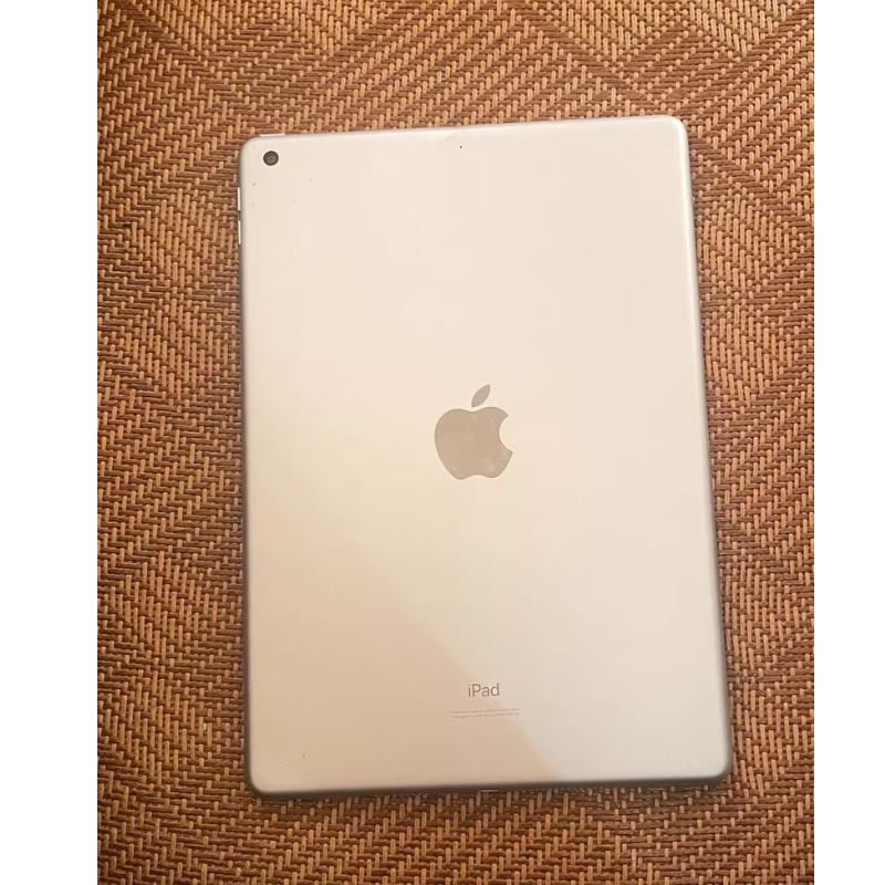 Load image into Gallery viewer, [Pre-owned] Apple iPad 7th  32G Unlocked Good Condition - Polar Tech Australia
