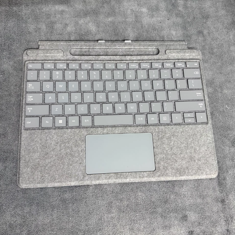 Chargez l&#39;image dans la visionneuse de la galerie, [Used 9.5 / 10] Genuine Microsoft Surface Pro X / 8 / 9 / 10 / 11 Series - Laptop Keyboard Palmrest US Layout
