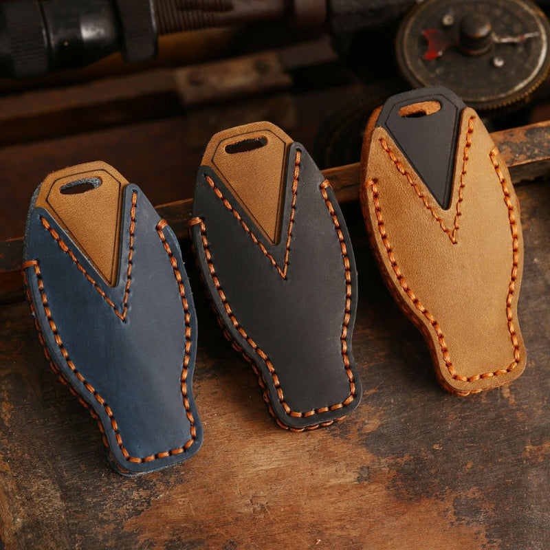Chargez l&#39;image dans la visionneuse de la galerie, Mercedes Benz Handcrafted Genuine Leather Car Key Fob Protective Cover Case For Benz A, B, C, E, S-Class, GLC, GLE, GLK

