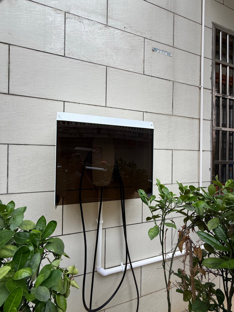 Chargez l'image dans la visionneuse de la galerie, Universal EV Charging Protection Box – Residential Home Use Wall-Mounted Weatherproof Metal Enclosure for Electric Vehicle Chargers - Polar Tech Australia
