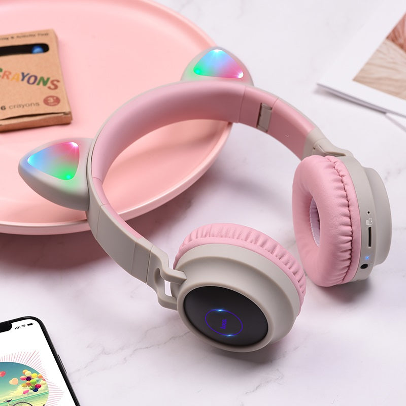 Load image into Gallery viewer, [W27] HOCO Wireless RBG Light Effect Cat Ear Cute Style Girl Gaming Earphone Earpod Headphone - Polar Tech Australia
