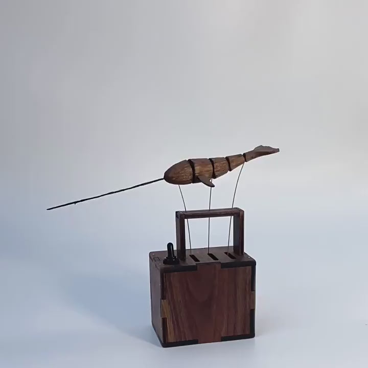 Cargar y reproducir video en Gallery Viewer, Wooden Whale, Automata Whale, Narwhal Music Box, Mechanical Whale, Ornament, Wood art, Statue, Sculpture, Home Decor, Woodcarving, Handmade
